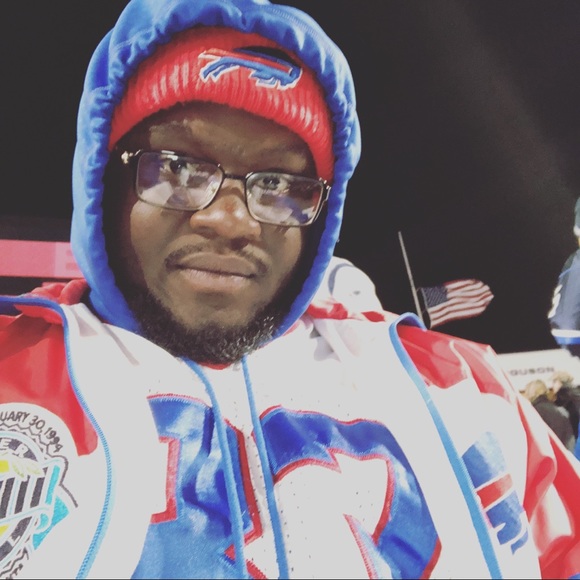 Meet your Posher, Chris - Picture 5 of 5